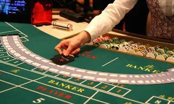 Tampilan permainan aktif Live Casino di bigtoto dengan dealer profesional